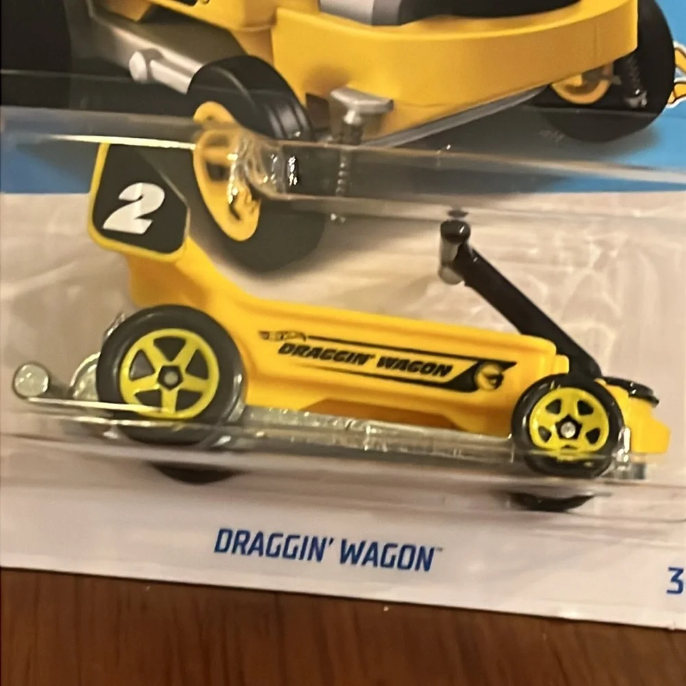 Hot Wheels Dragin Wagon Treasure Hunt toy wagon new 1/64 Mattel